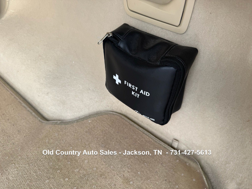 2010 Lexus RX Image 12