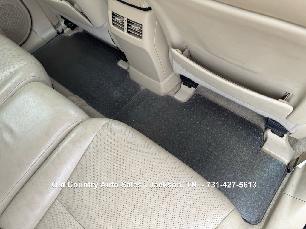 2010 Lexus RX Image 19
