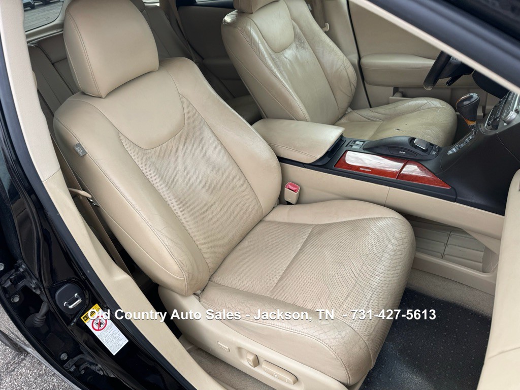 2010 Lexus RX Image 25