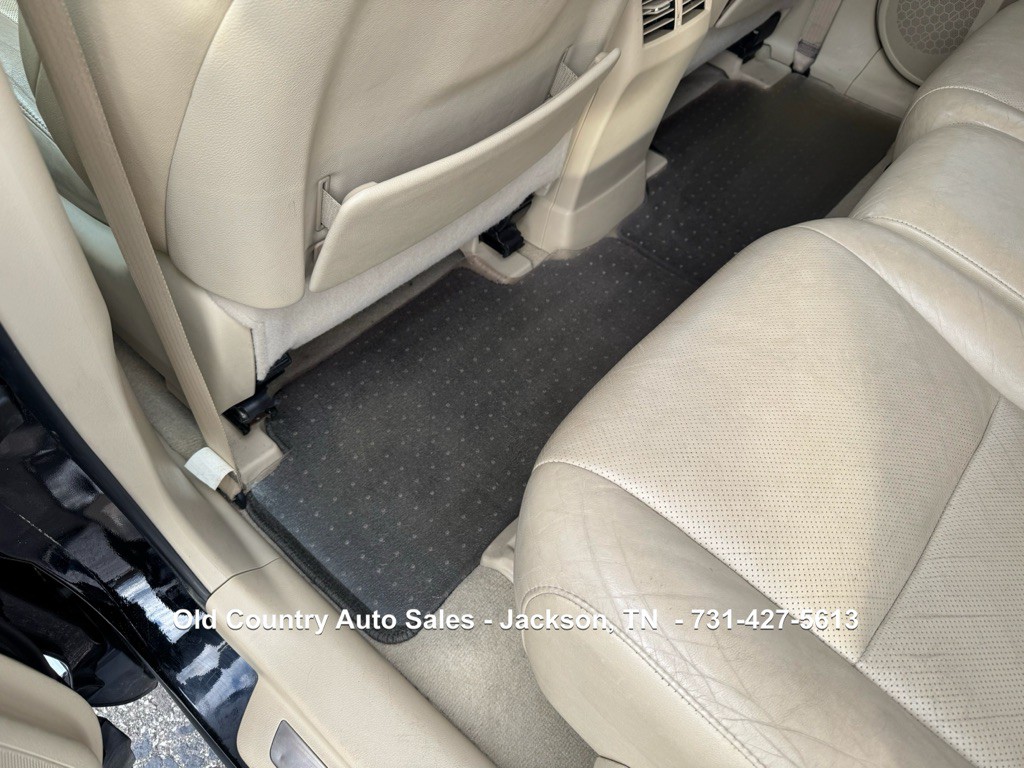 2010 Lexus RX Image 27