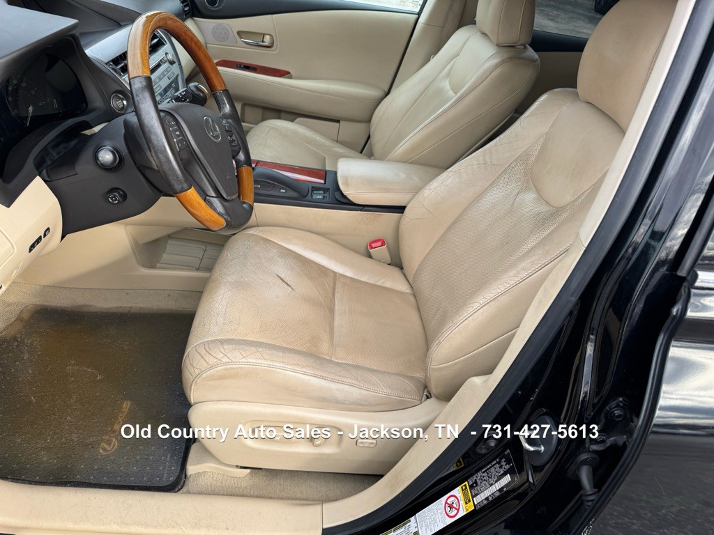 2010 Lexus RX Image 30