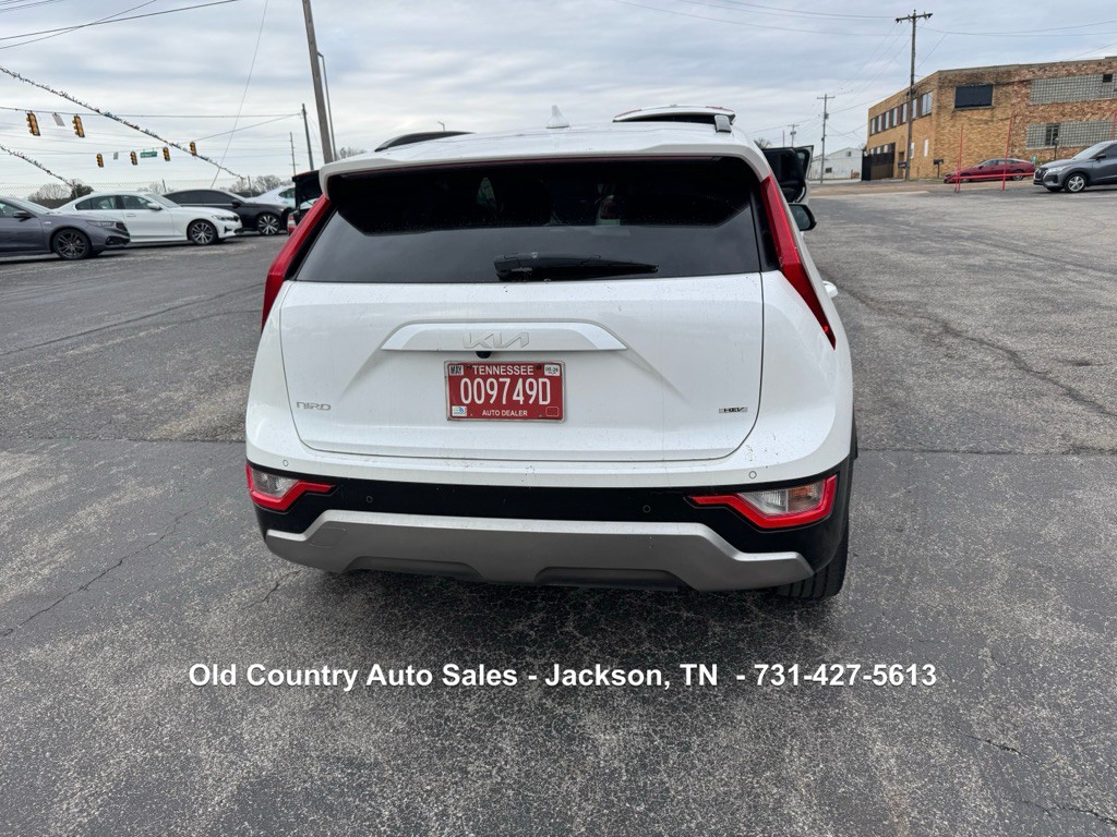 2023 Kia Niro Image 8