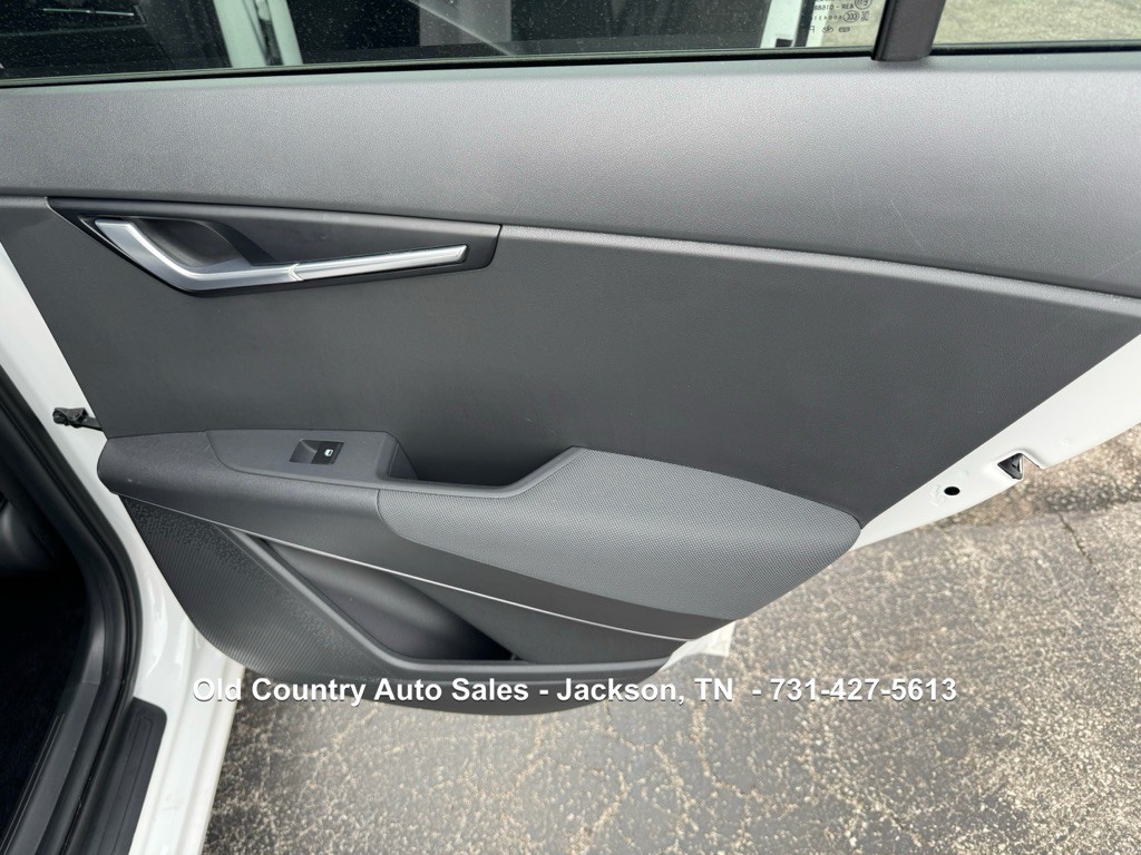 2023 Kia Niro Image 16