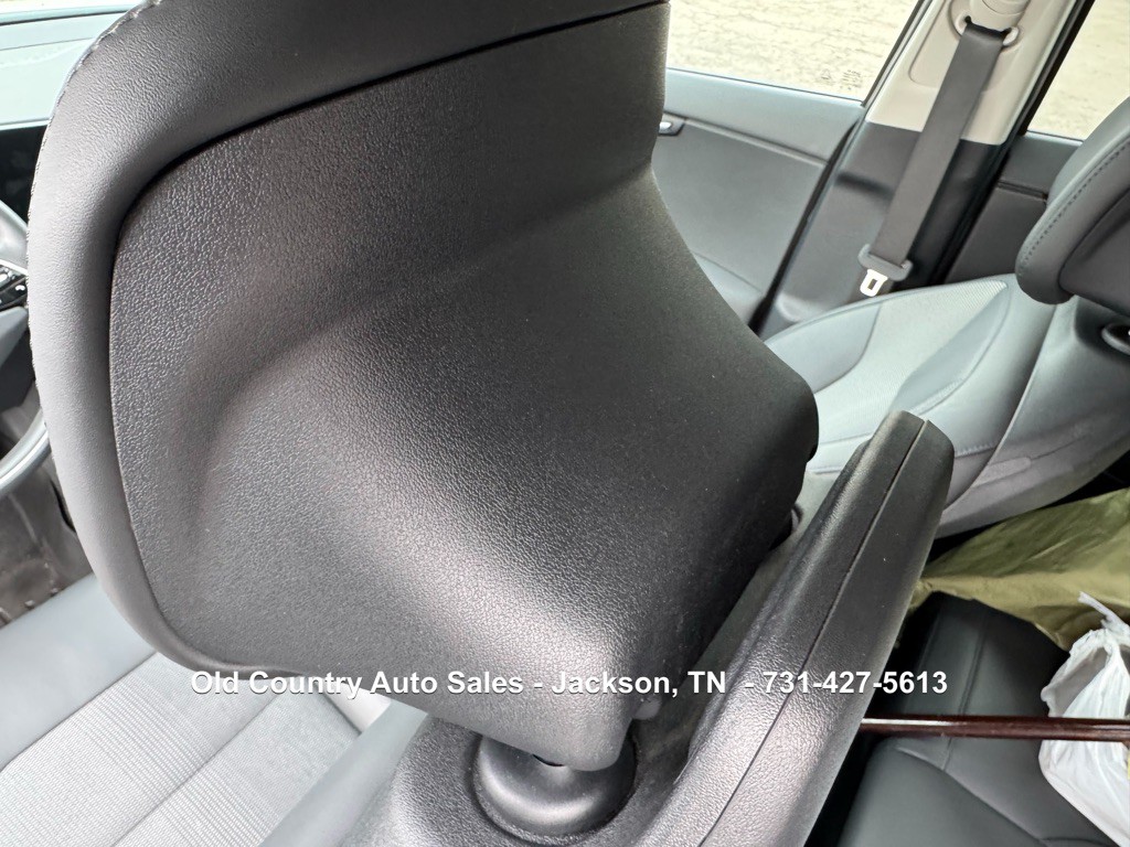 2023 Kia Niro Image 29