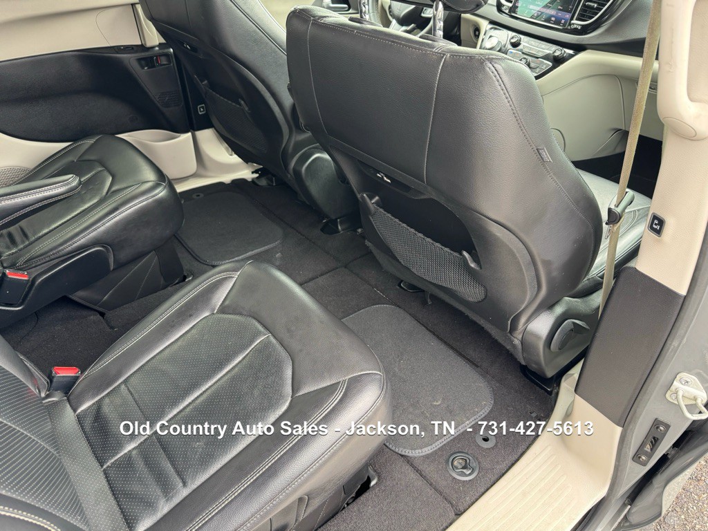 2022 Chrysler Pacifica Image 15