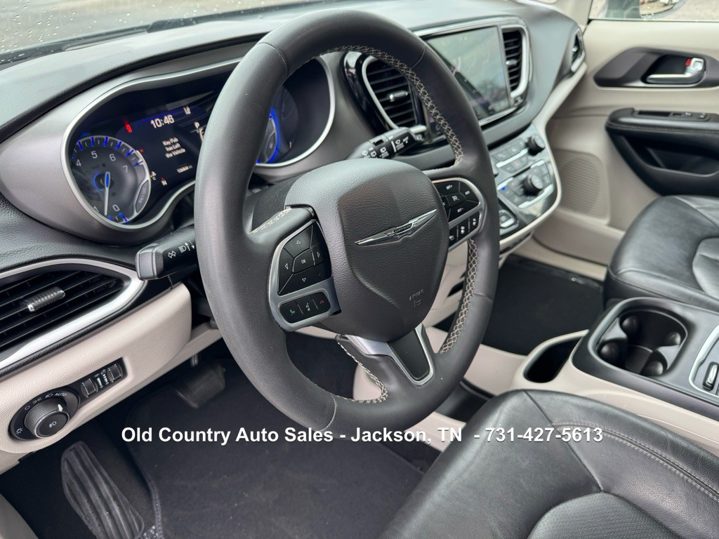 2022 Chrysler Pacifica Image 22