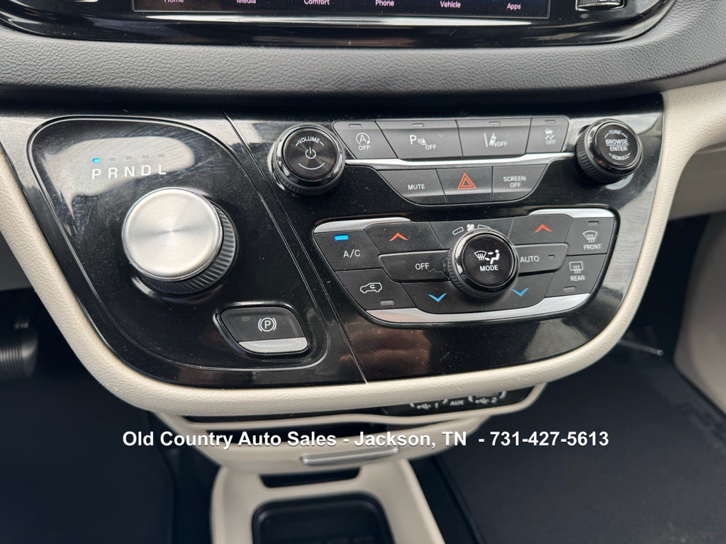 2022 Chrysler Pacifica Image 27