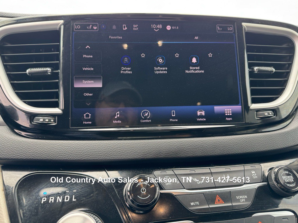 2022 Chrysler Pacifica Image 39