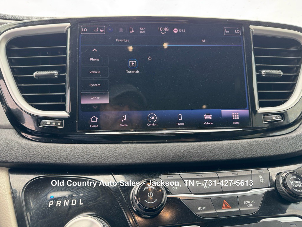 2022 Chrysler Pacifica Image 40