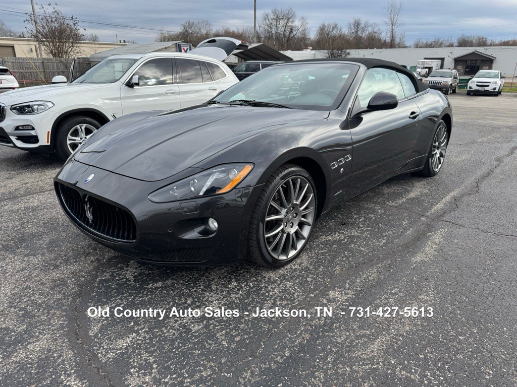 2014 Maserati GranTurismo Image 2