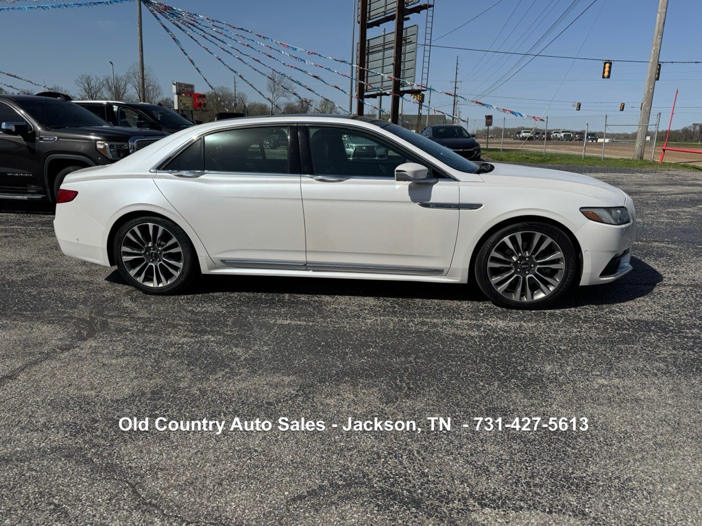 2017 Lincoln Continental Image 5