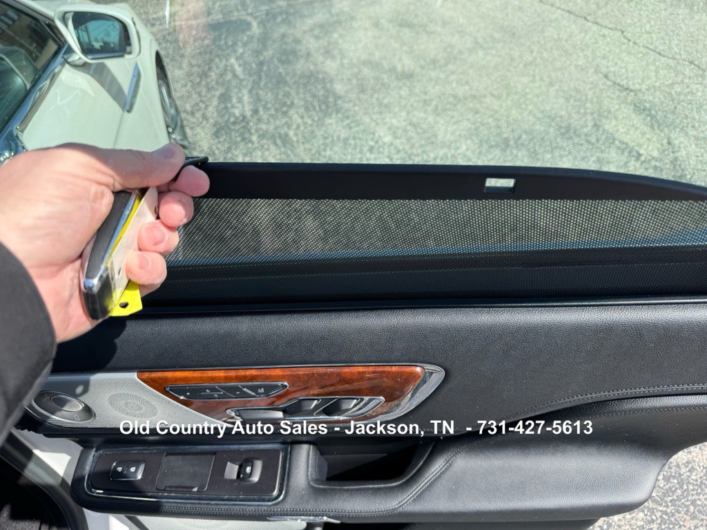 2017 Lincoln Continental Image 21