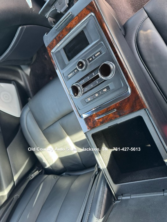 2017 Lincoln Continental Image 26