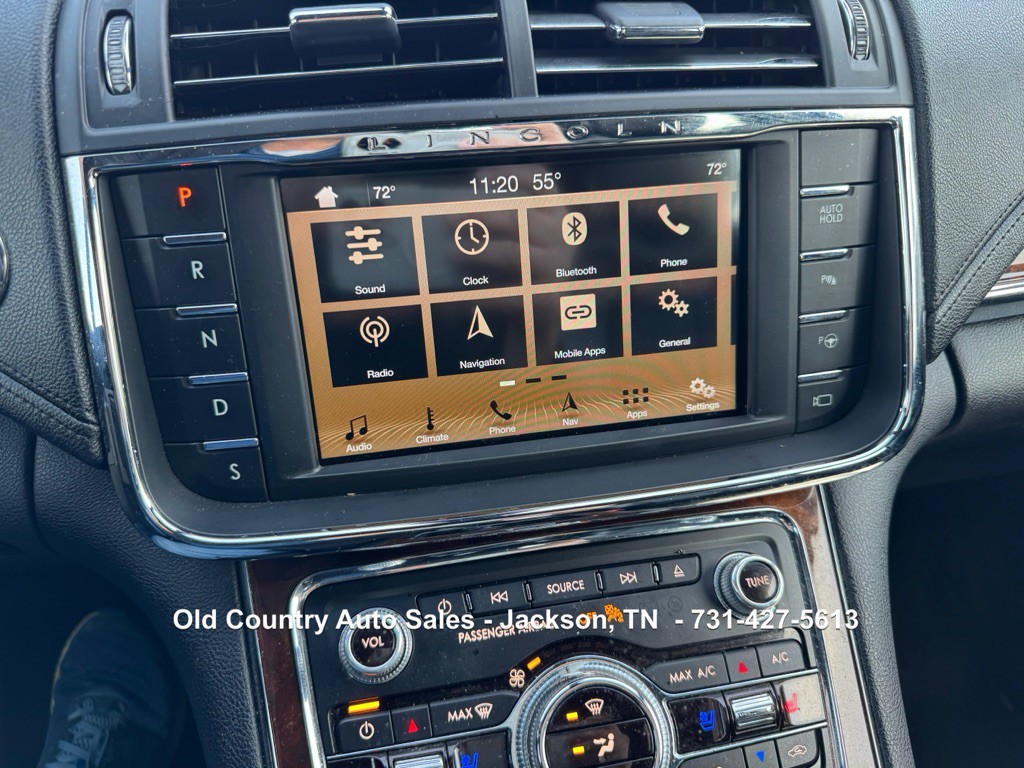 2017 Lincoln Continental Image 55