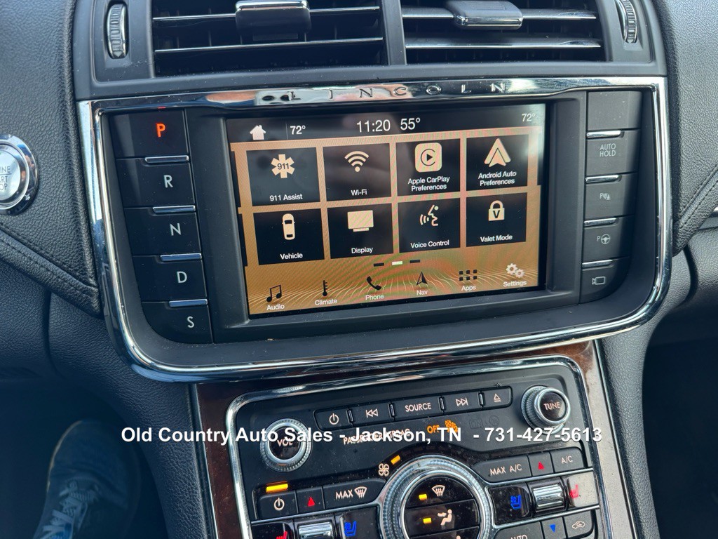 2017 Lincoln Continental Image 56