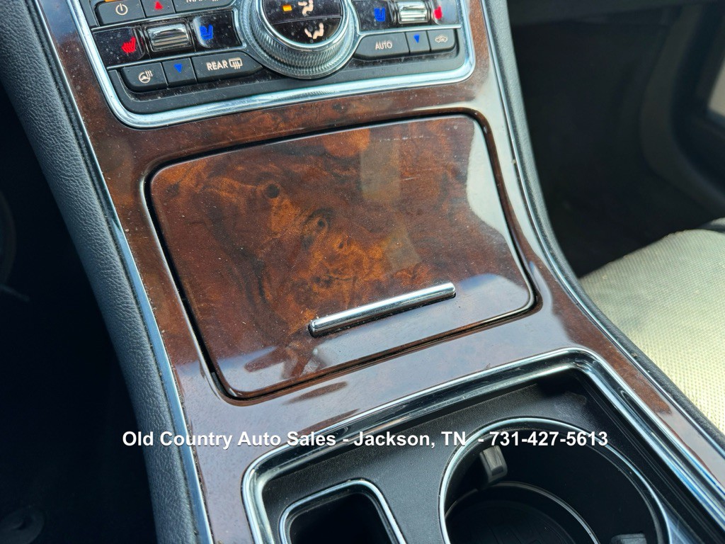 2017 Lincoln Continental Image 59