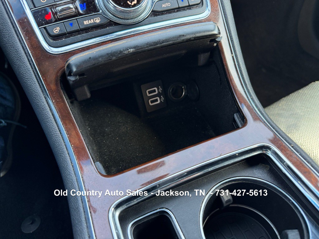 2017 Lincoln Continental Image 60