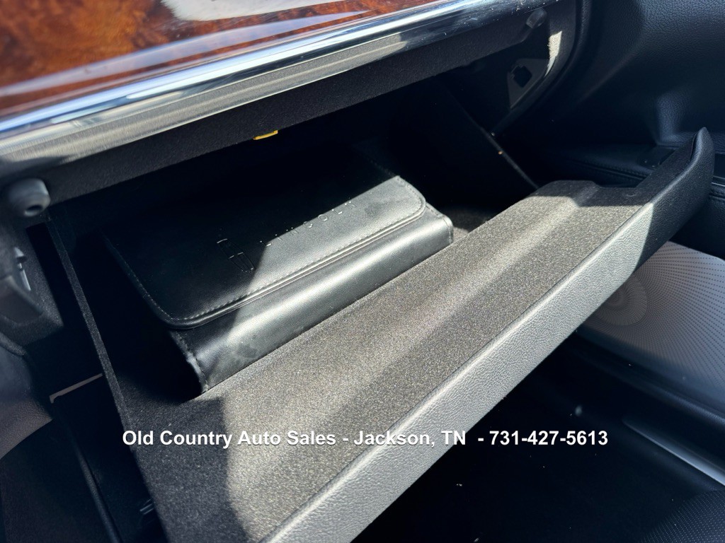 2017 Lincoln Continental Image 66