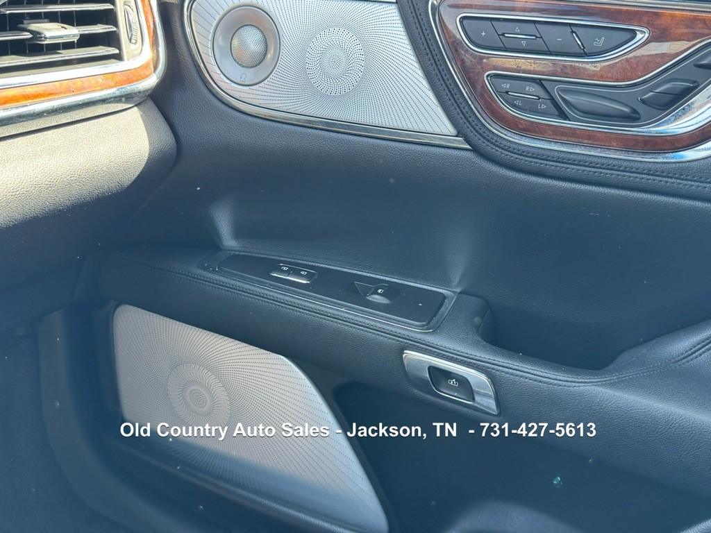 2017 Lincoln Continental Image 67