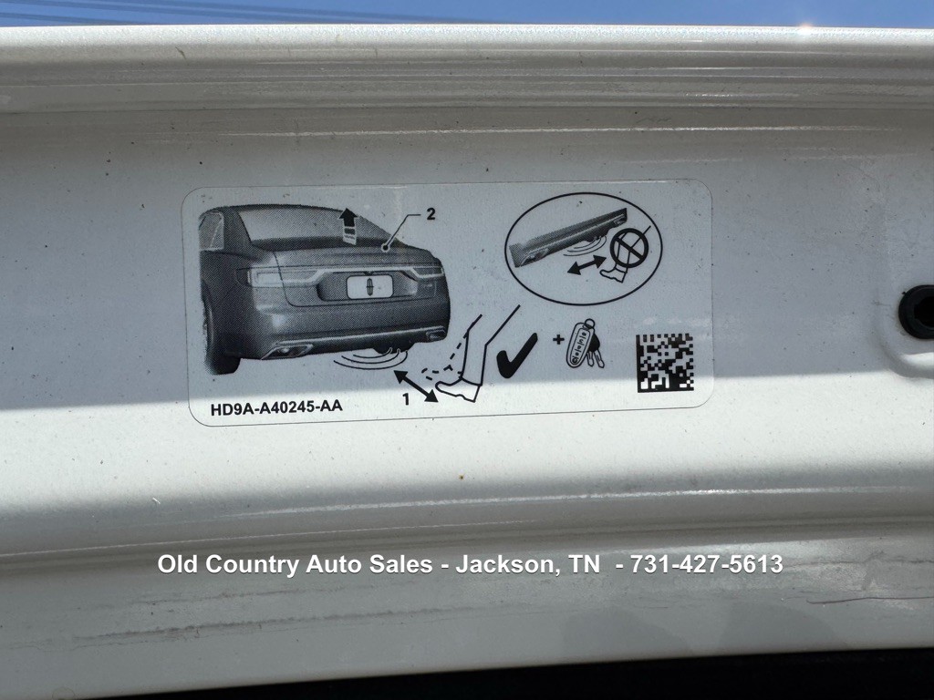 2017 Lincoln Continental Image 70