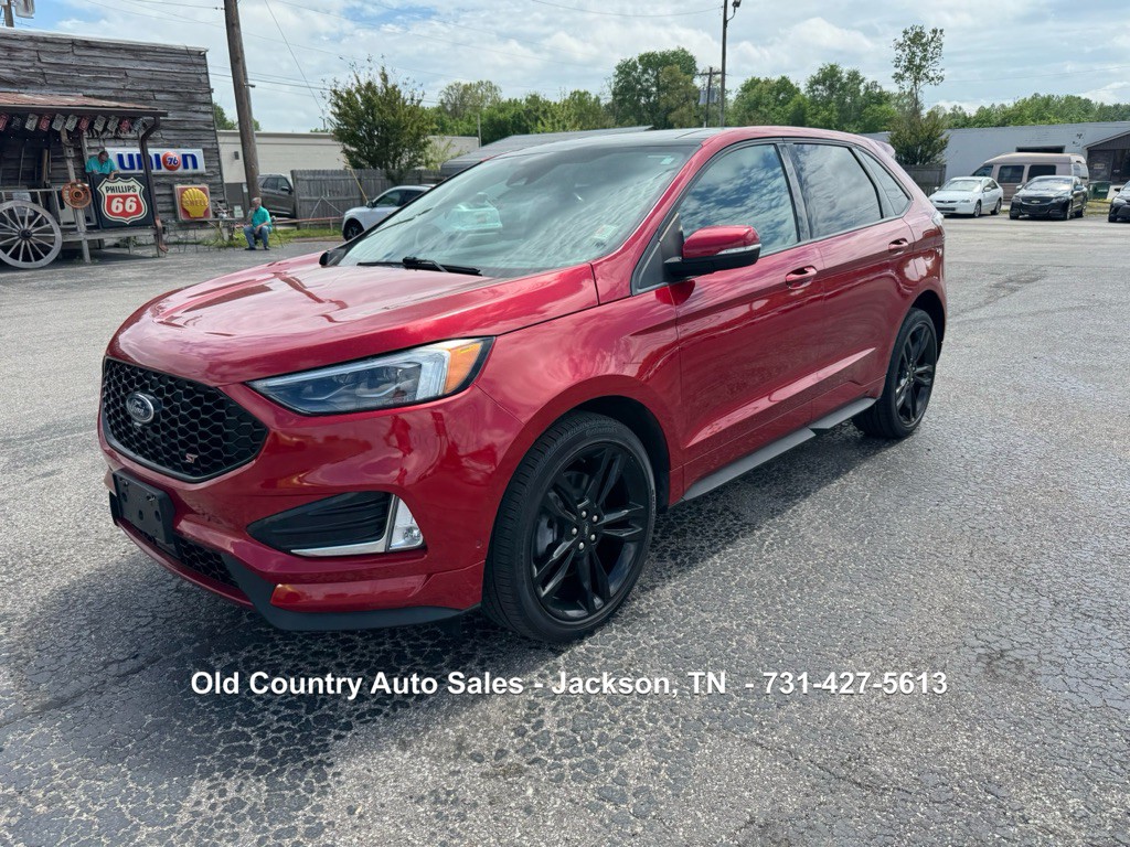 2021 Ford Edge Image 2