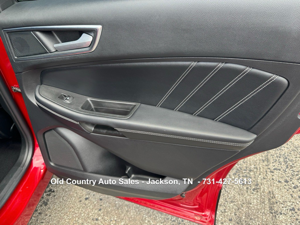 2021 Ford Edge Image 13