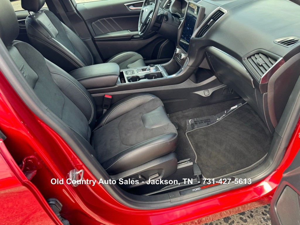 2021 Ford Edge Image 17
