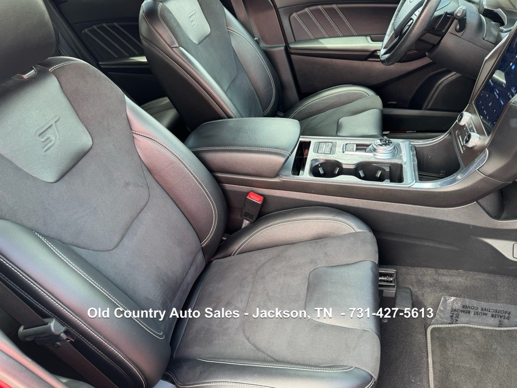 2021 Ford Edge Image 19