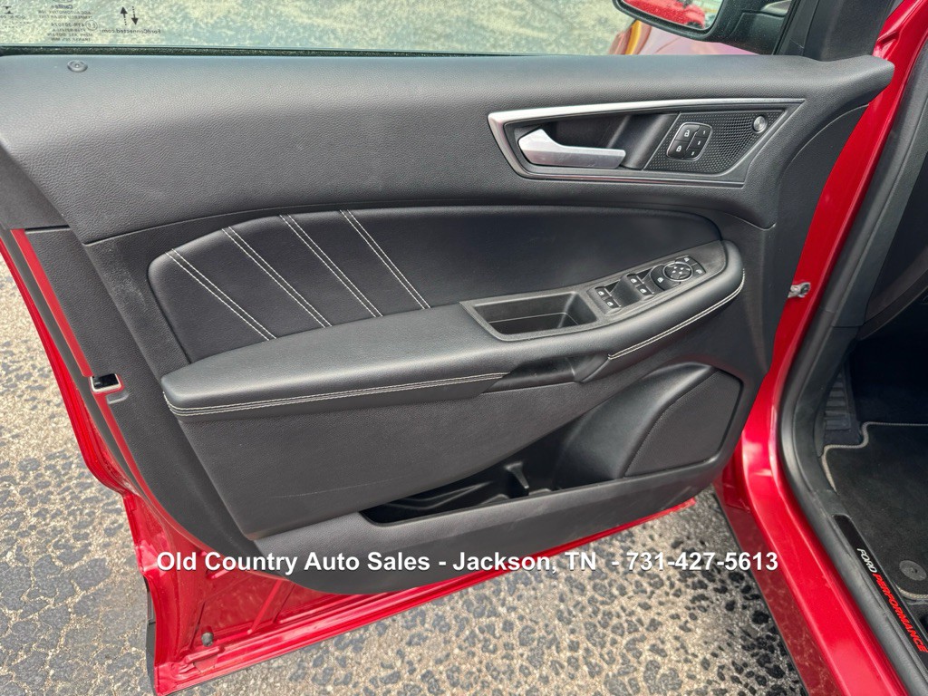 2021 Ford Edge Image 23