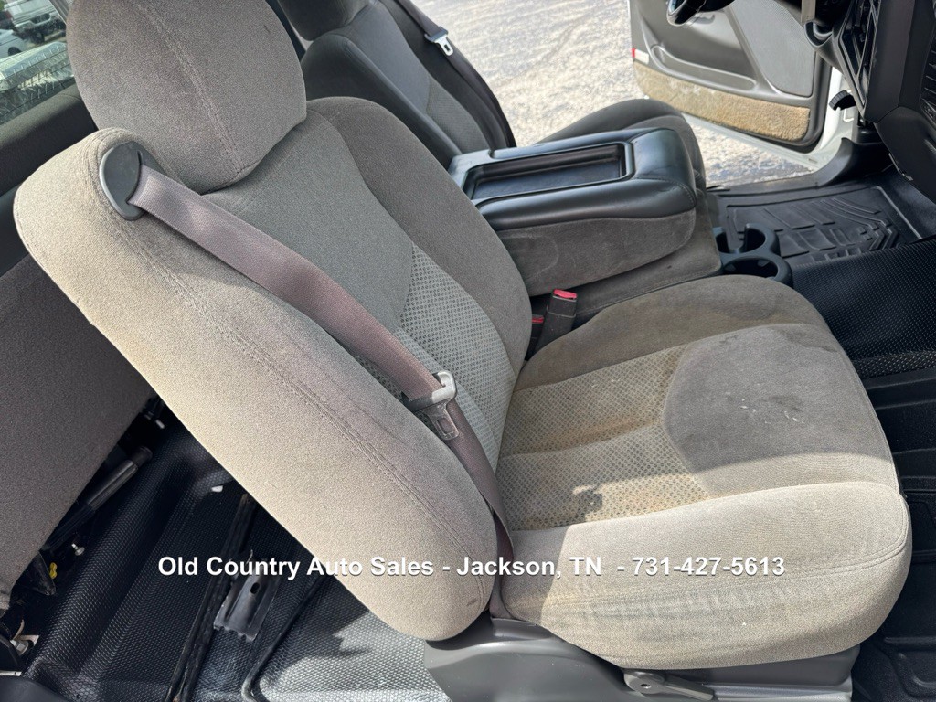 2005 Chevrolet Silverado 1500 Image 13