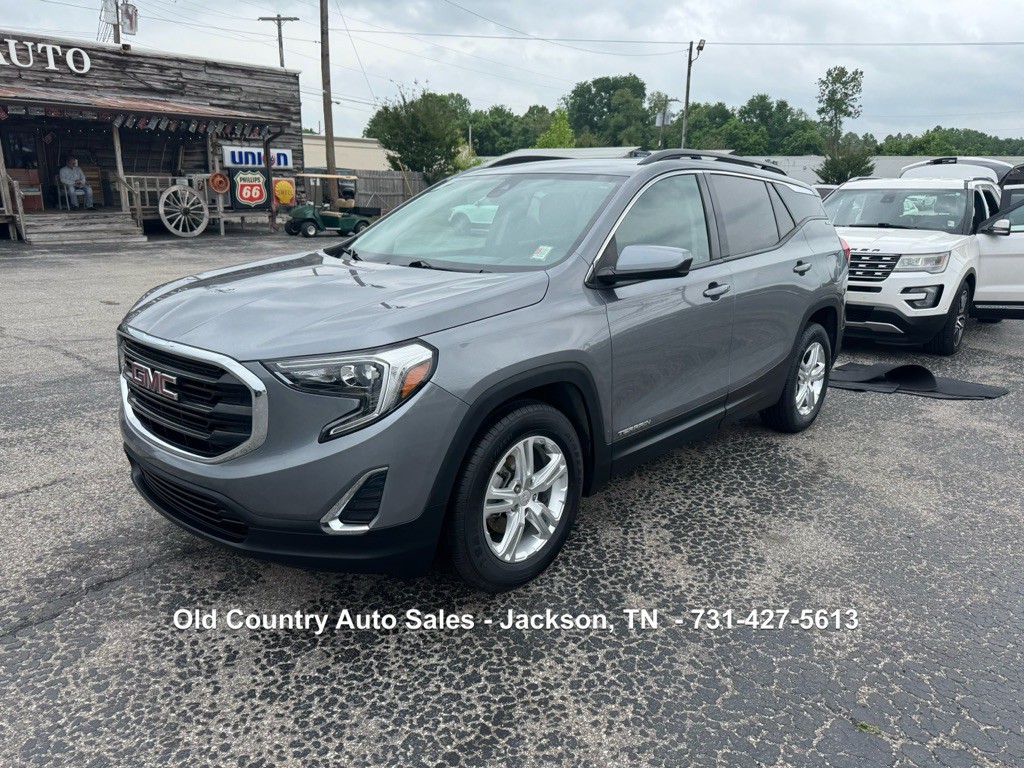 2020 GMC Terrain Image 2