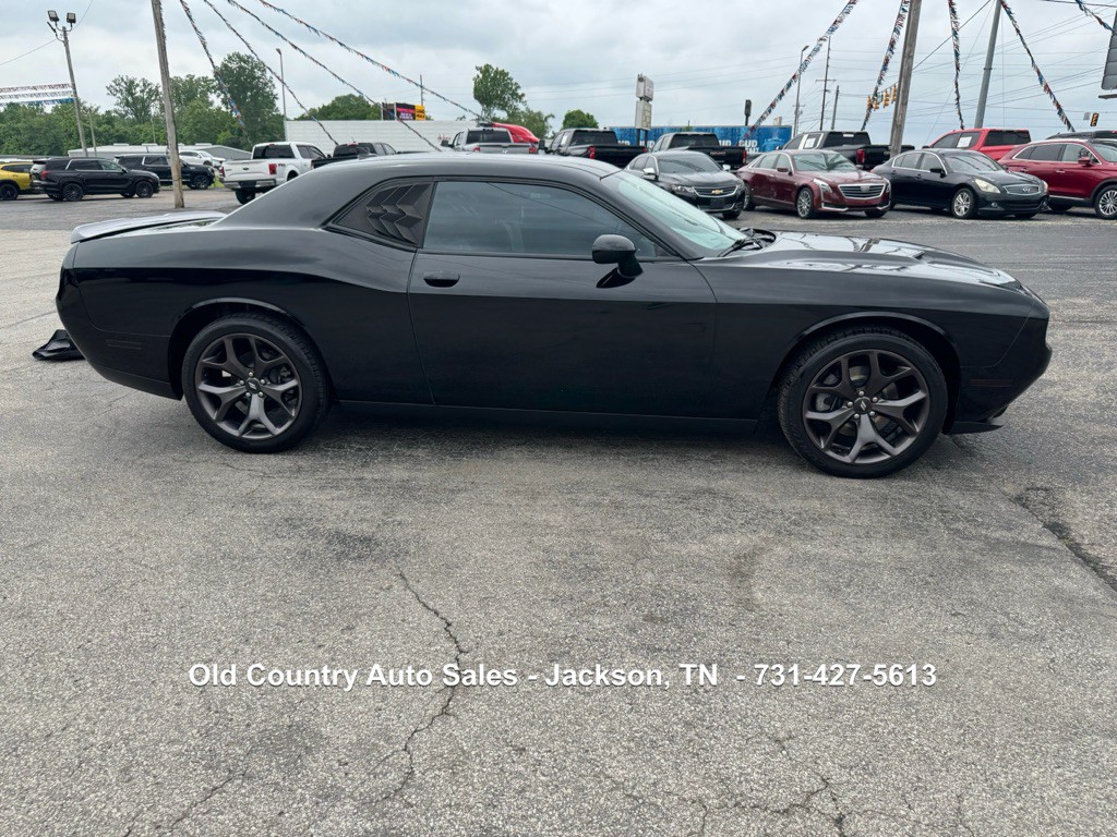 2018 Dodge Challenger Image 6