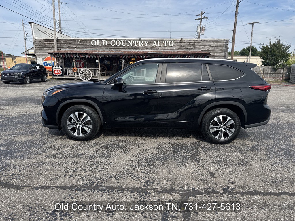 2023 Toyota Highlander Image 1