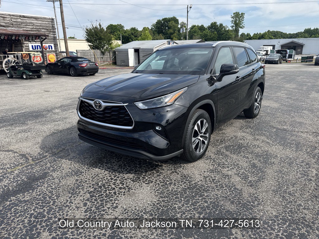 2023 Toyota Highlander Image 2