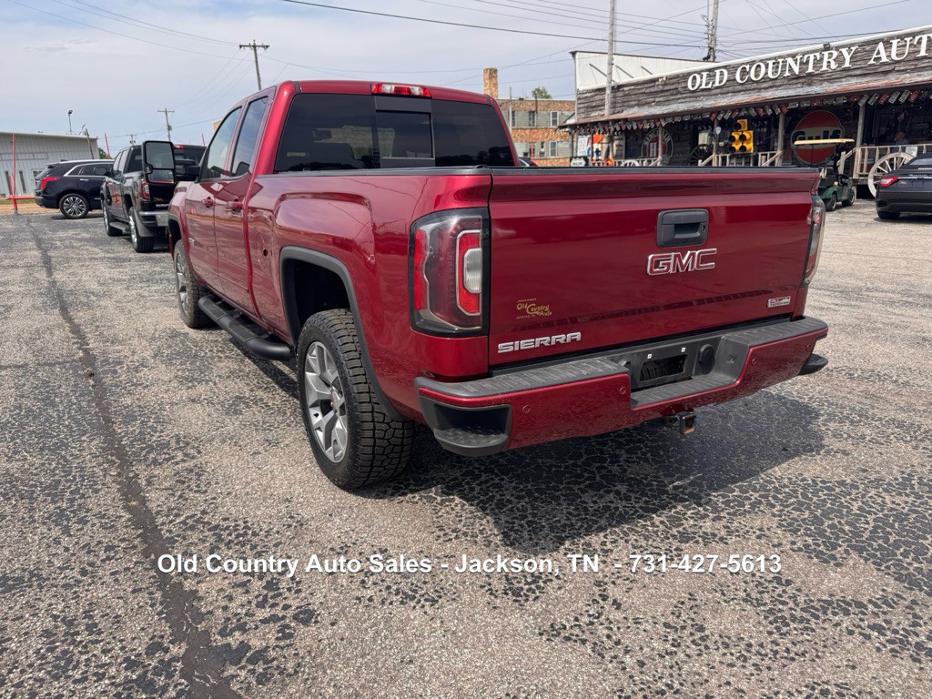 2018 GMC Sierra Image 8