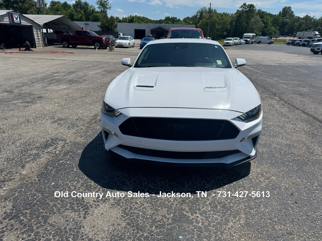 2022 Ford Mustang Image 3
