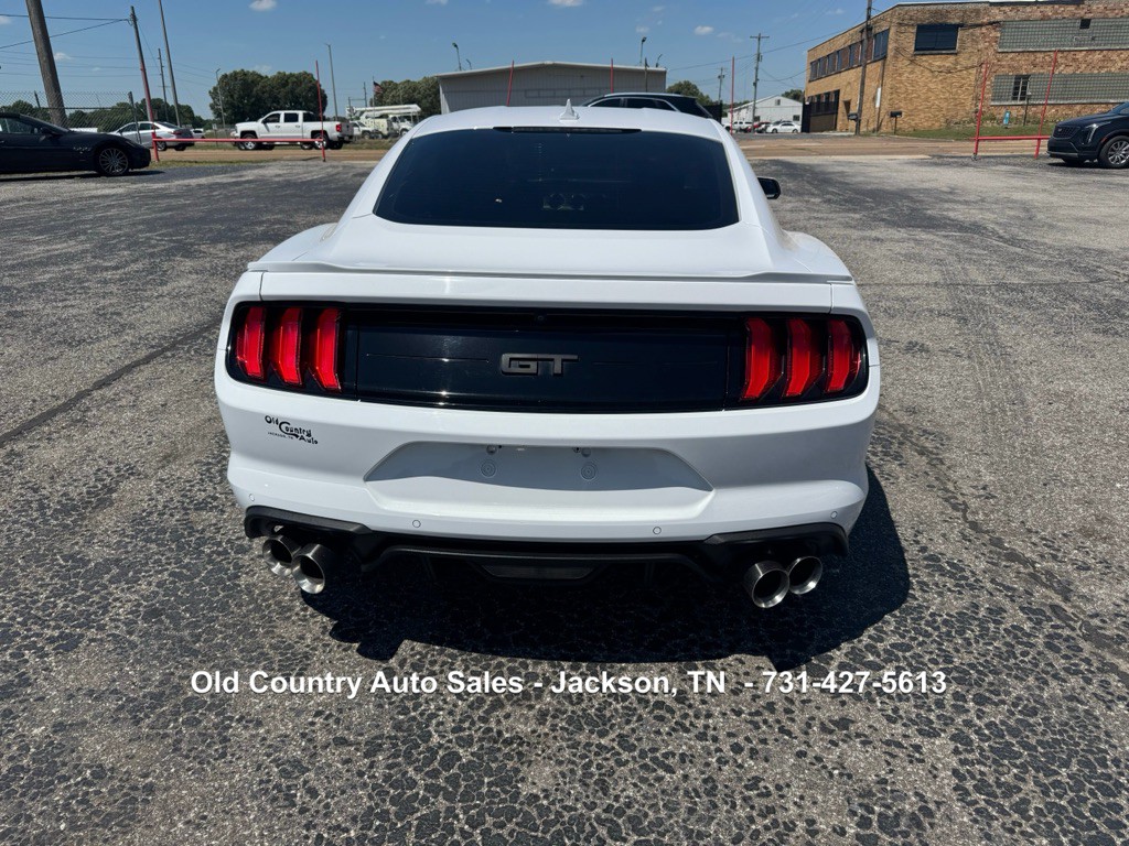 2022 Ford Mustang Image 7