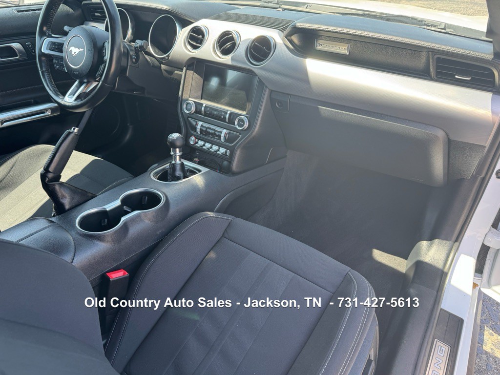 2022 Ford Mustang Image 26