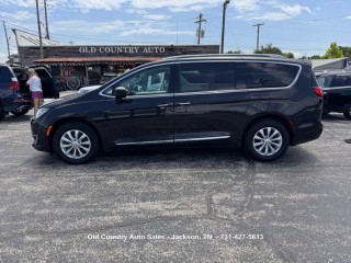 Image for 2019 Chrysler Pacifica Touring L ID: 7451500