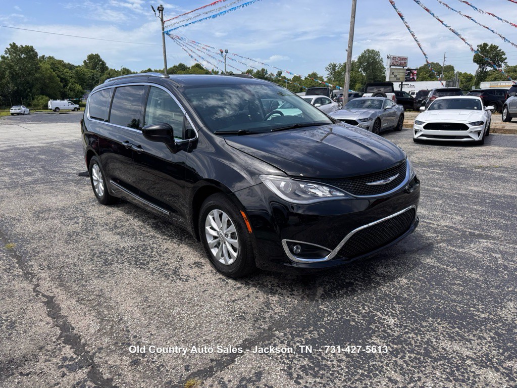 2019 Chrysler Pacifica Image 5