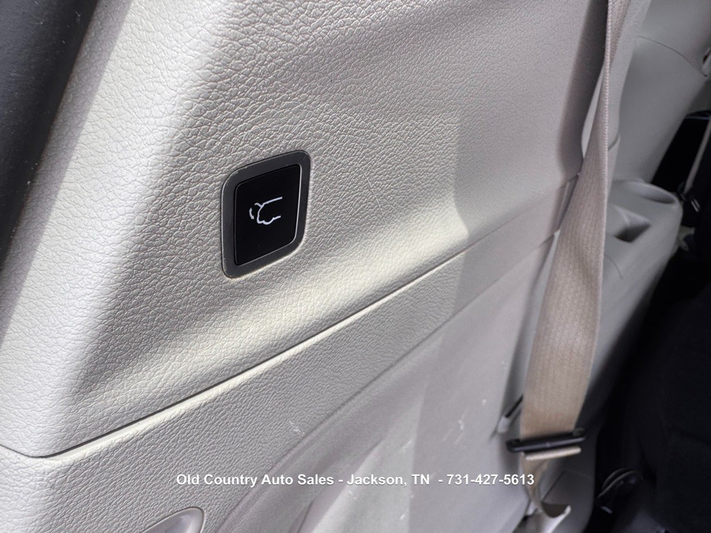 2019 Chrysler Pacifica Image 8