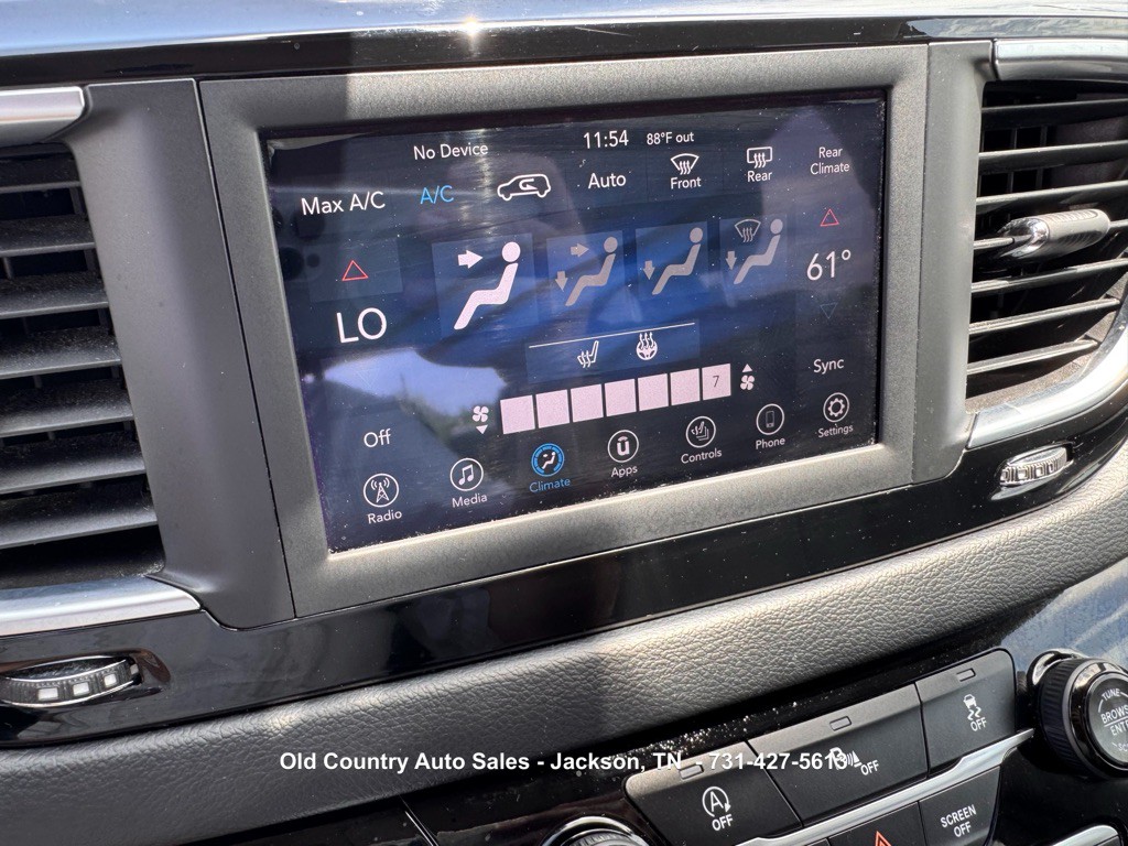 2019 Chrysler Pacifica Image 35