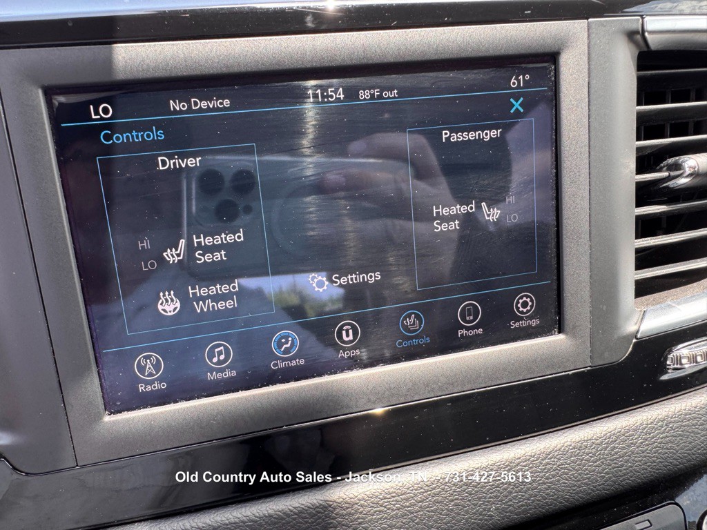2019 Chrysler Pacifica Image 38