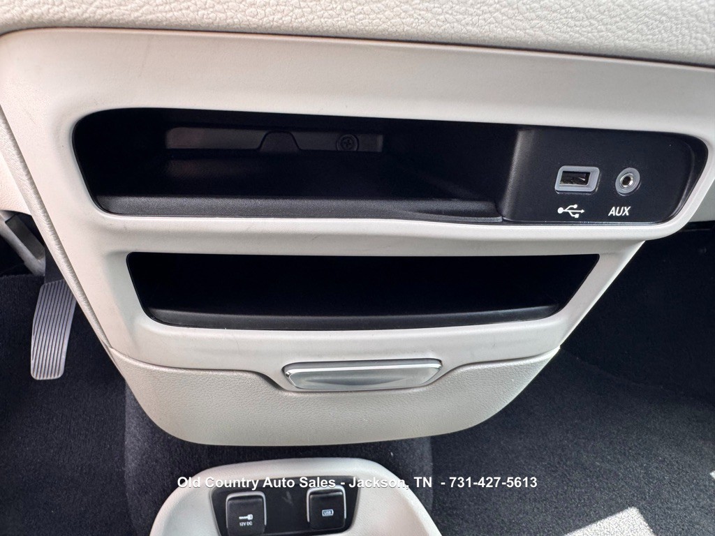 2019 Chrysler Pacifica Image 40