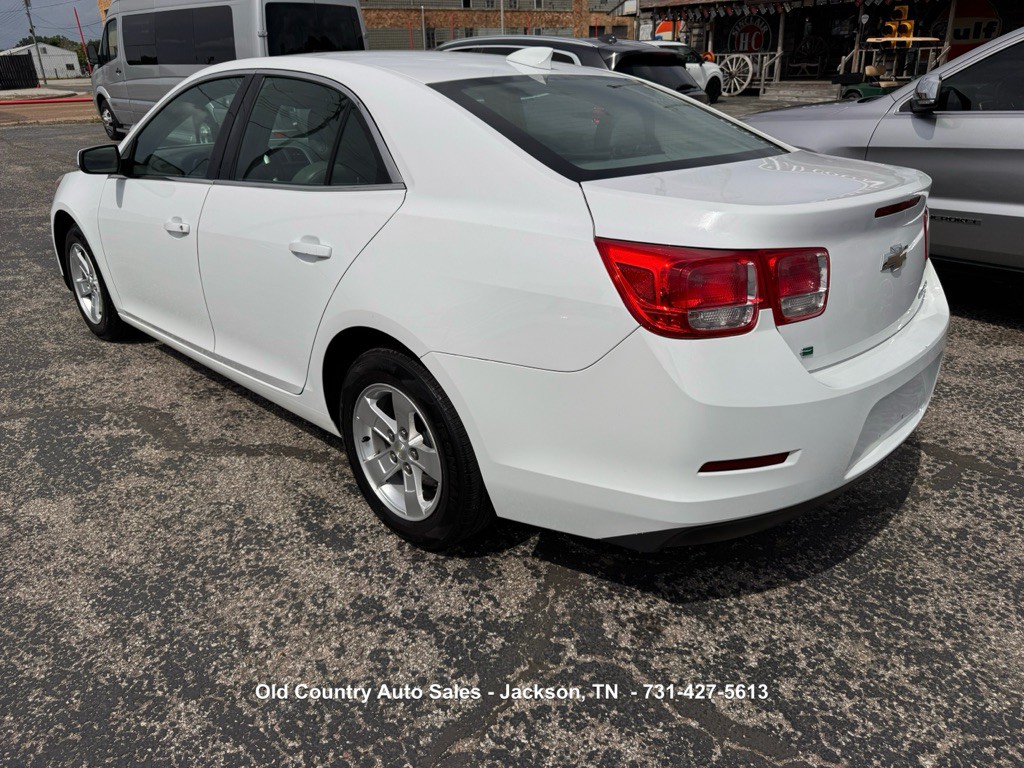 2016 Chevrolet Malibu Image 7