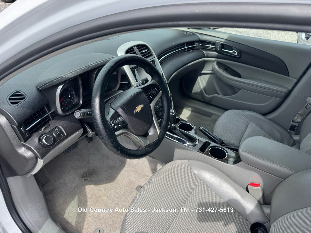 2016 Chevrolet Malibu Image 19