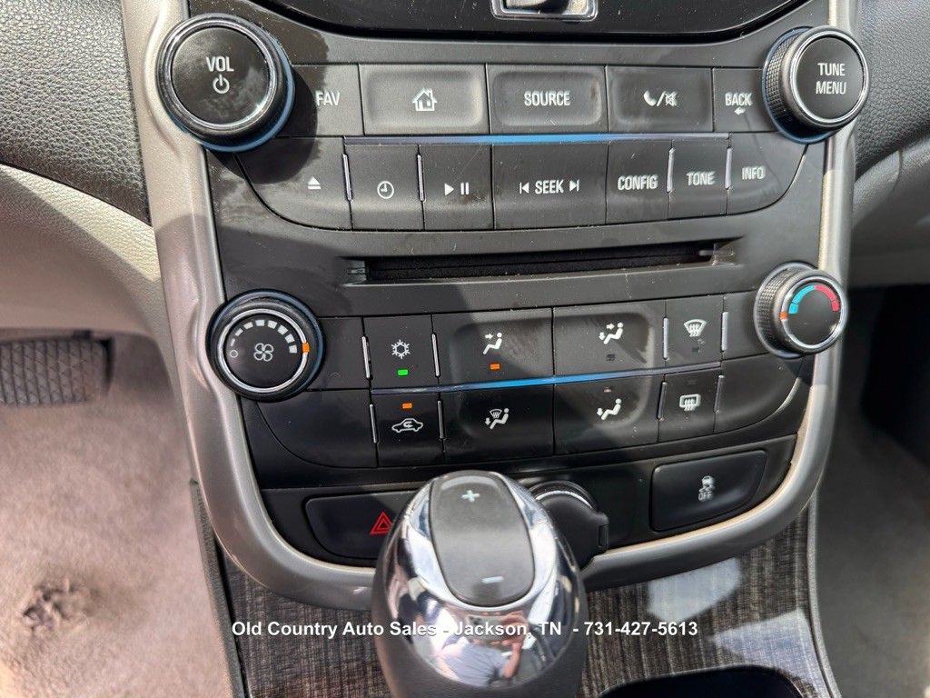 2016 Chevrolet Malibu Image 22