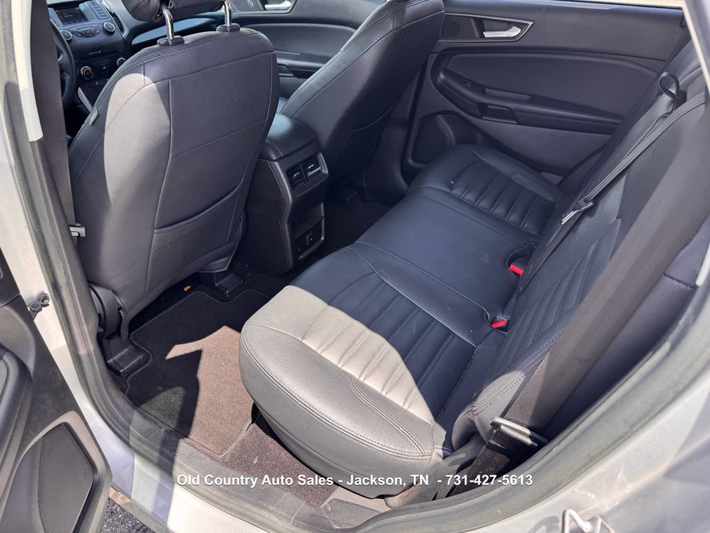 2015 Ford Edge Image 18