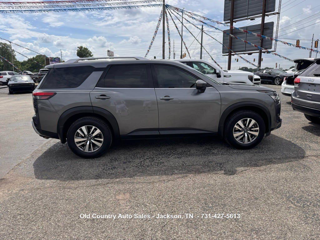 2022 Nissan Pathfinder Image 6