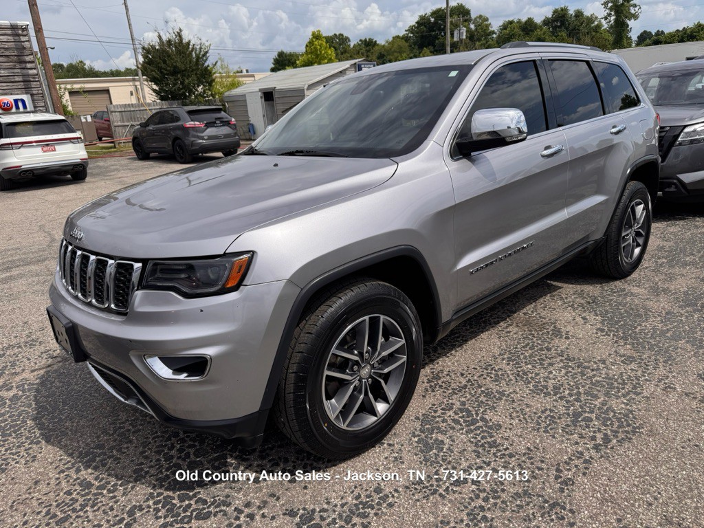 2017 Jeep Grand Cherokee Image 2